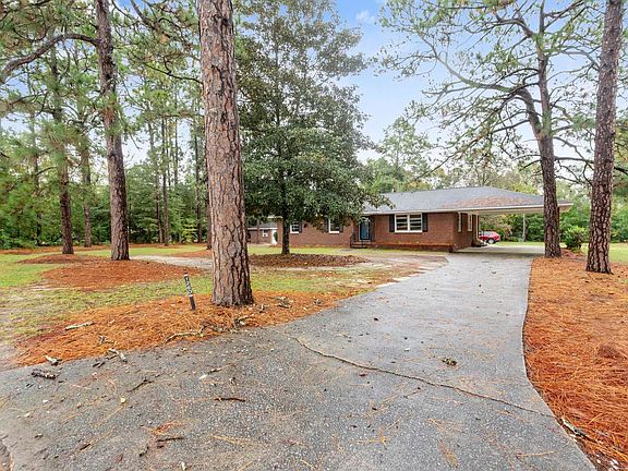 3rd image of 1260 Pinecrest Dr