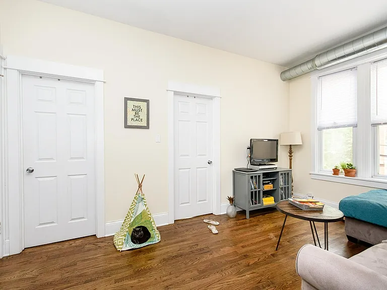 2306 W Walton St #3W — Photo 6