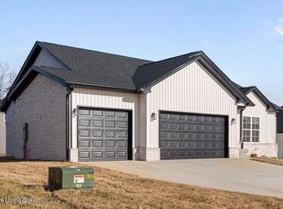 150 Broken Arrow Ct, Mount Washington, KY 40047