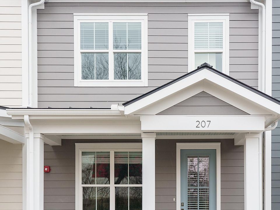 1st image of 420 Herringbone Ct