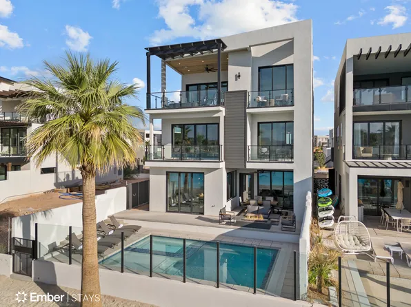 780 W Akoya Pearl St, Saint George, UT 84790