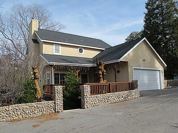 2nd image of 1043 Sandalwood Dr