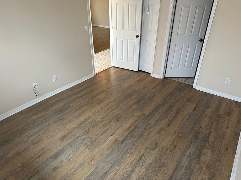 1129 Graystone Ave — Photo 11