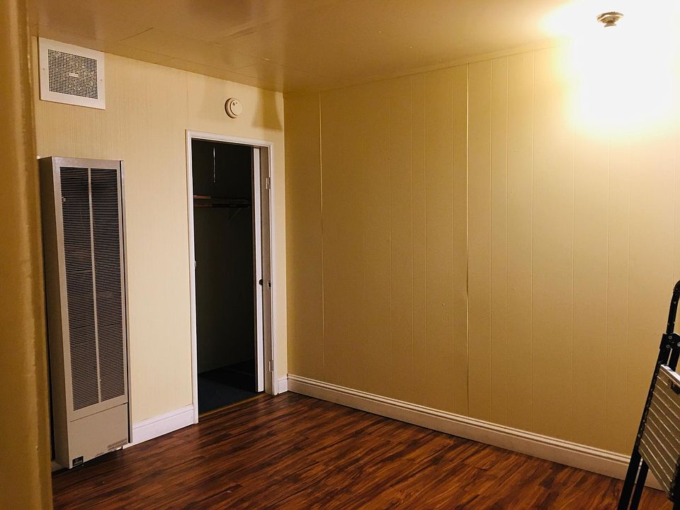 1st image of 257 Willow Ave