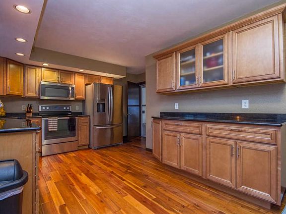 2nd image of 3095 Westmore Dr