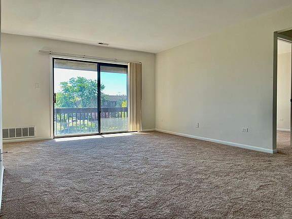 4th image of 15727 Peggy Ln APT 9