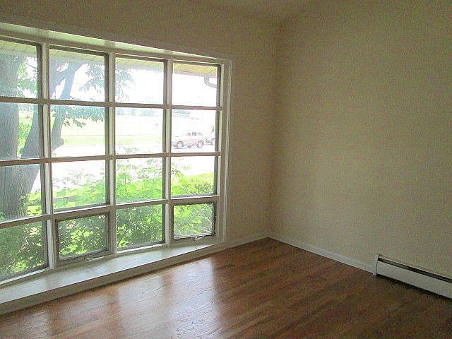 1st image of 8801 Robin Dr