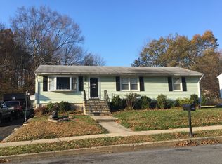 77 Martha Pl, Bridgeport, CT 06606