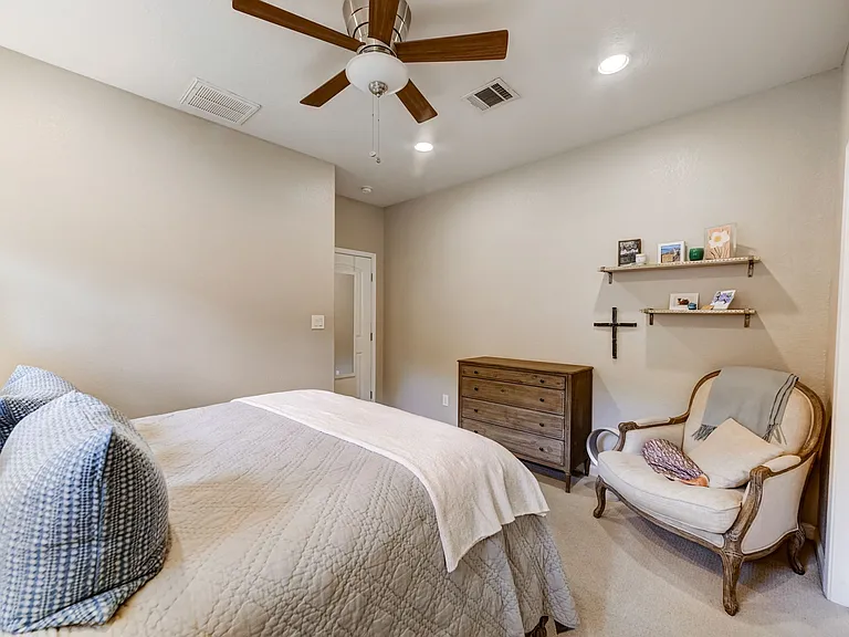 1302 Cedar Ave — Photo 27