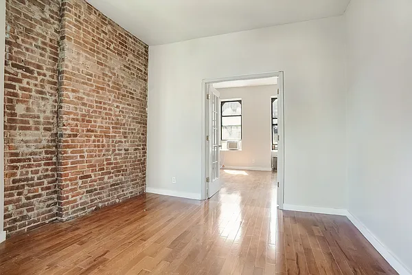 Rented by REAL New York | media 9