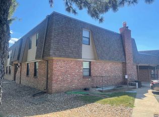 2815 SW Prairie Rd APT 22, Topeka, KS 66614