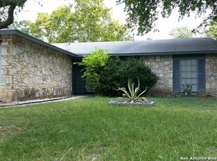 5910 Patrick Henry St, San Antonio, TX 78233