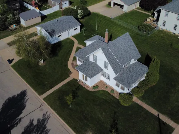 503 N 6th St, Lake City, MN 55041