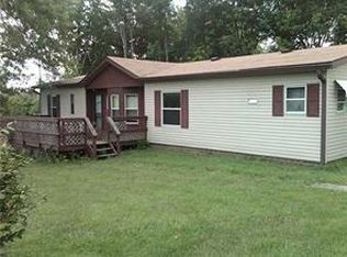 454 E North St, Cloverdale, IN 46120