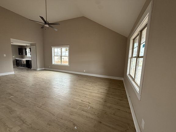 2nd image of 24 Echo Rdg Lot 24