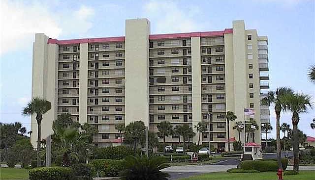 1st image of 4250 N A1a APT 605