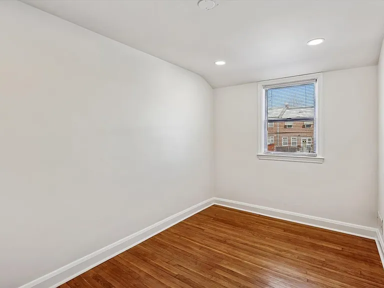1612 Hardwick Rd — Photo 15
