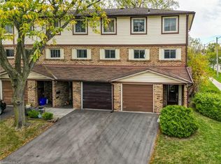 34 Bow Valley Dr #1, Hamilton, ON