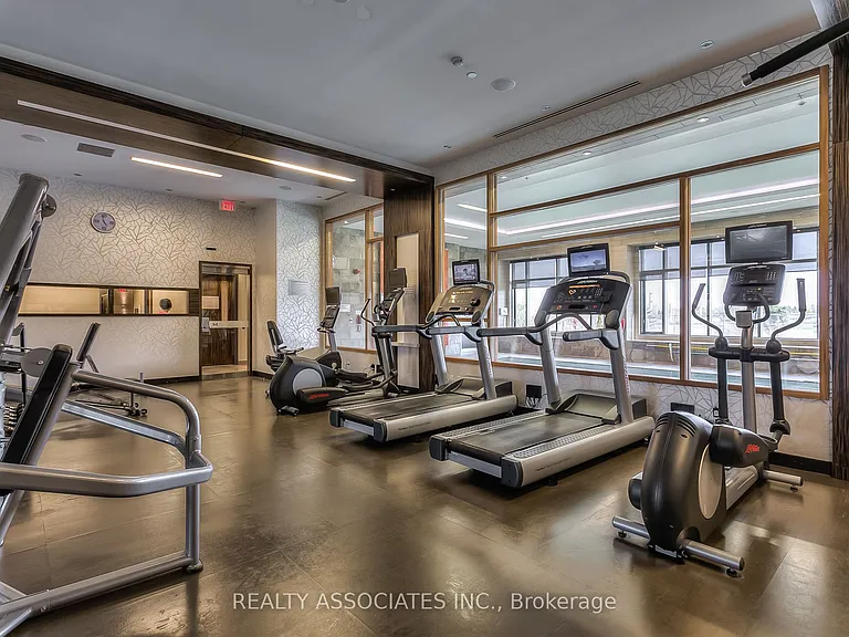277 S Park Rd #1020 — Photo 11
