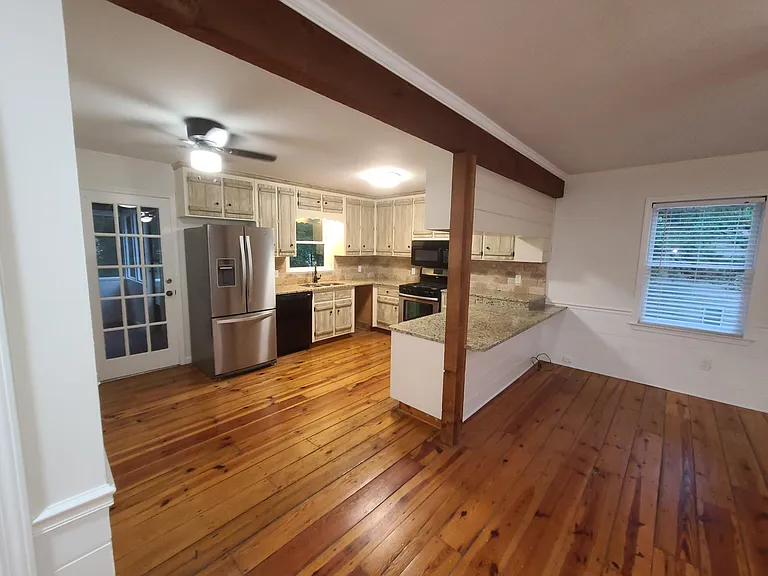 3928 Butterfield Dr NW — Photo 8