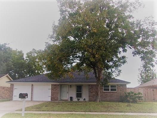 1st image of 310 Temperance Ln