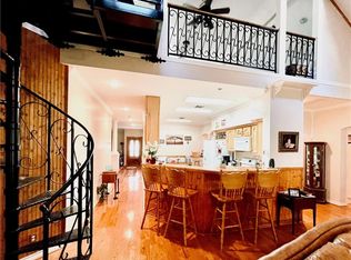 692 Skyline Rd, Dale, TX 78616