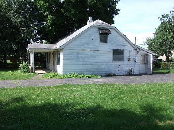 2nd image of 673 Pierce Ave