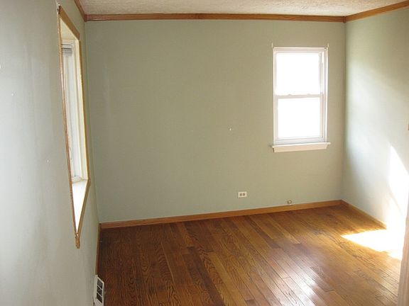 2nd image of 2708 Westbrook Dr