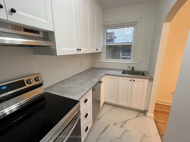 126 Braemar Ave #UPPER — Photo 14