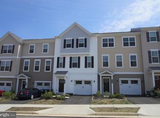1422 Hudgins Farm Cir, Fredericksburg, VA 22408