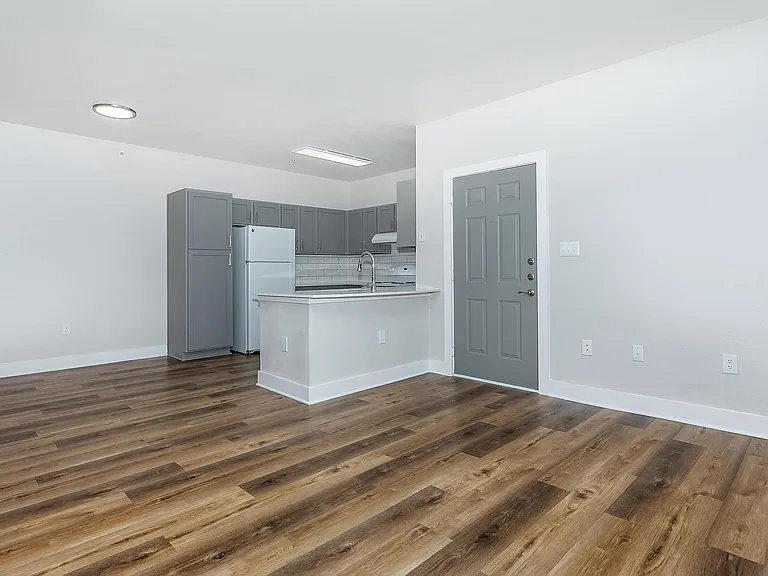 Willow Lakes — Photo 13