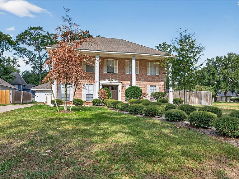 3602 Blue Cypress Dr — Photo 5