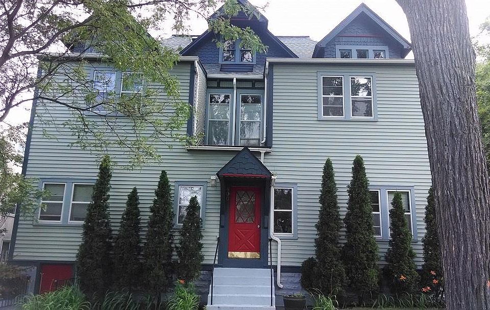 1st image of 400 6th St SE APT 7