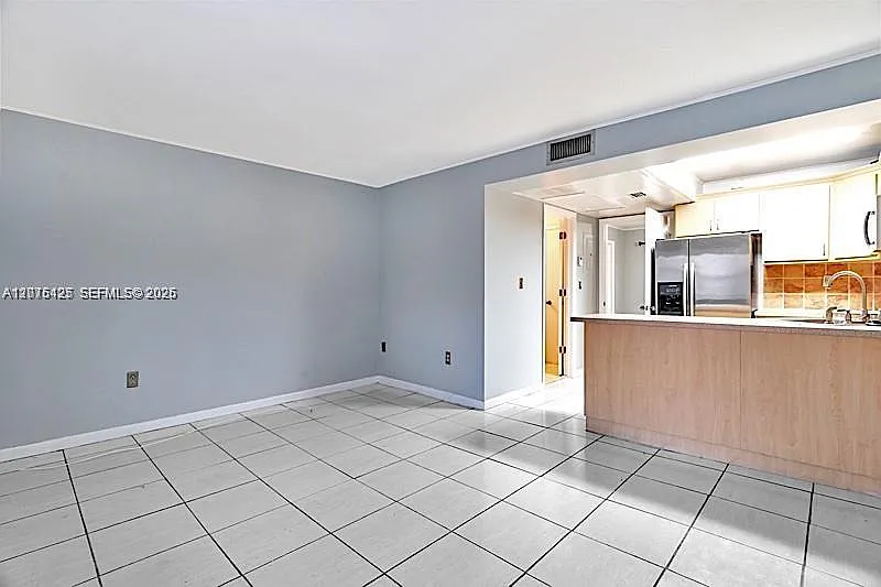 Hialeah Club Villas Condo — Photo 4
