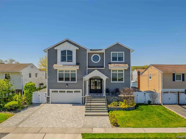 3810 Greentree Drive, Oceanside, NY 11572