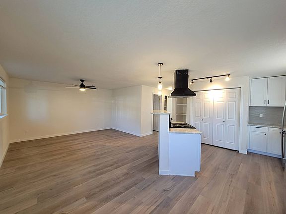 5th image of 1109 S Olympia Pl APT B
