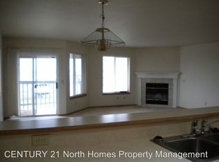 3120 R Ave APT 4, Anacortes, WA 98221