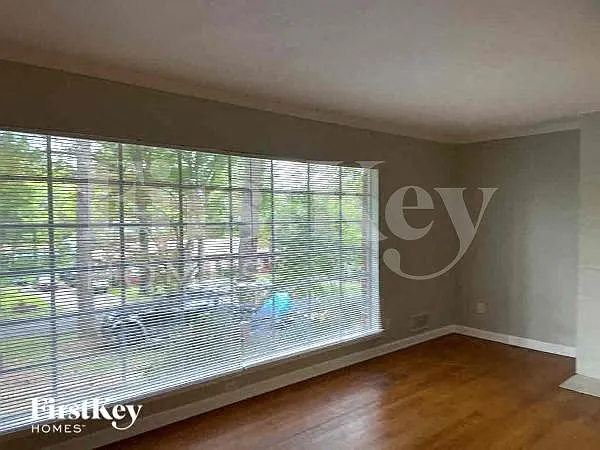 441 Pinellas St — Photo 2