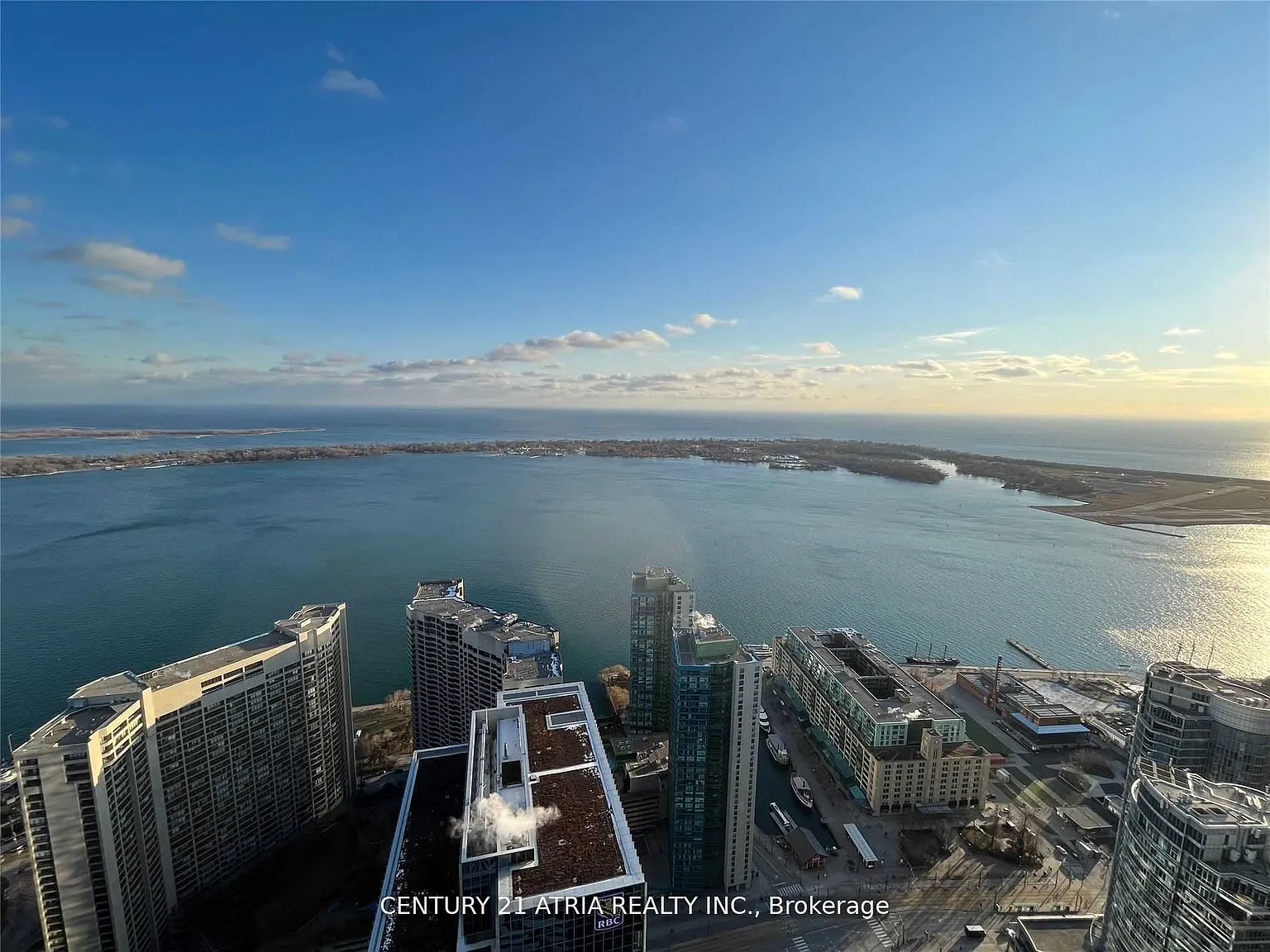 Harbour Plaza Resident — Photo 2