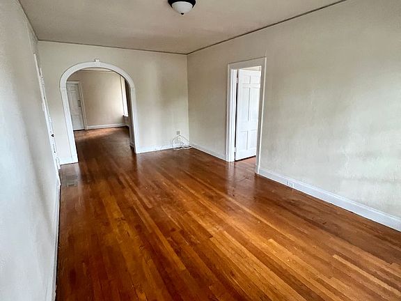 5th image of 3412 Park Ave APT 1