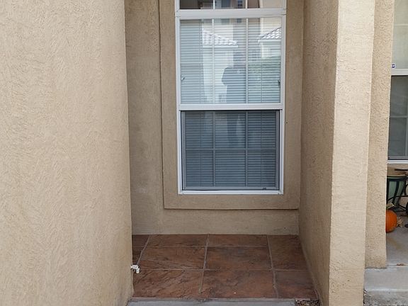 2nd image of 4905 Sereno Dr NE