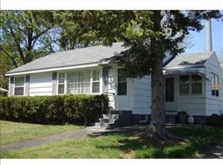 12 Shepley St, Andover, MA 01810