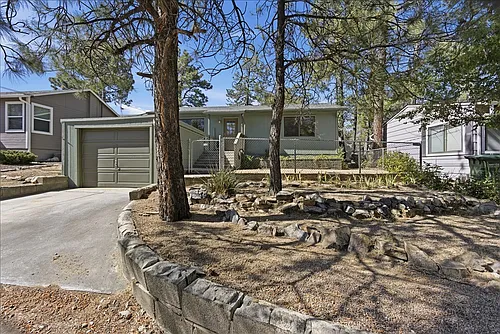 1020 Heap Ave Photo 1