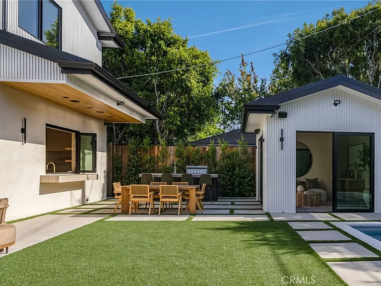 4140 Kraft Ave — Photo 39