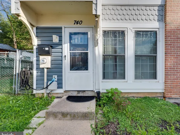 740 Summit Chase Dr, Reading, PA 19611