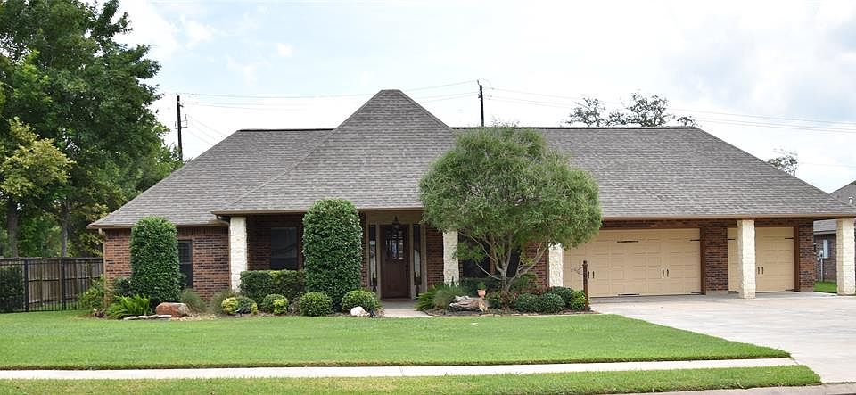 1st image of 102 Teal Dr