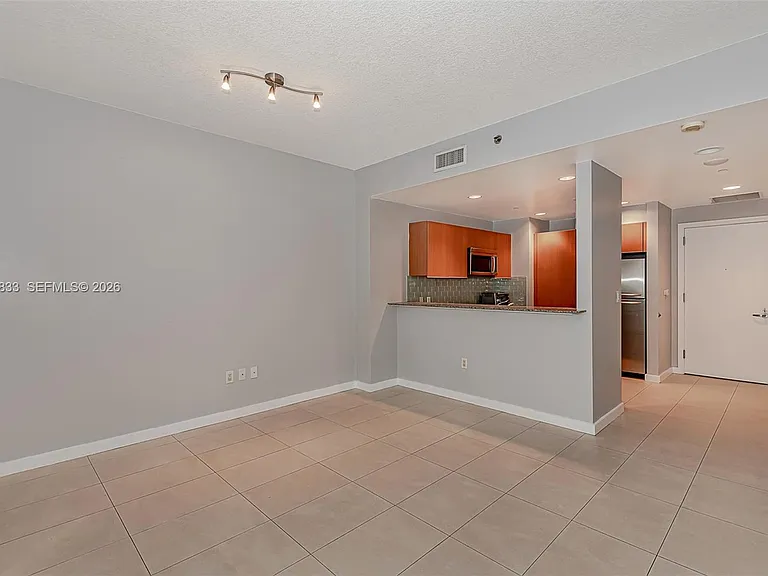 1050 Brickell Ave #2822 — Photo 6