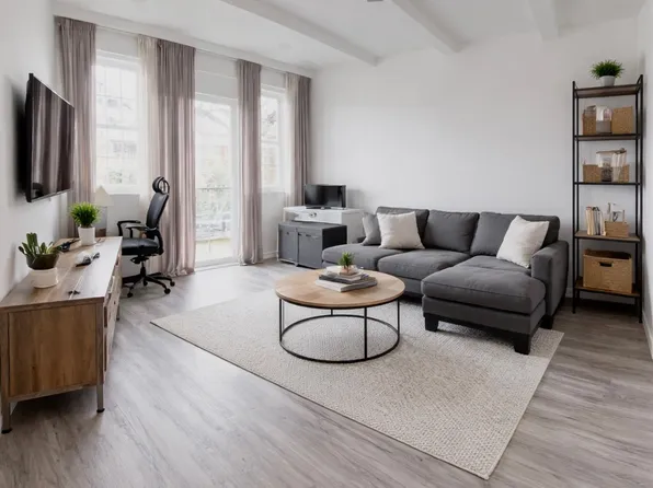 619 18th St #2, Union City, NJ 07087