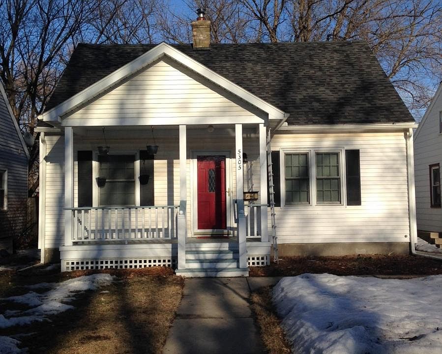 1st image of 5305 44th Ave S