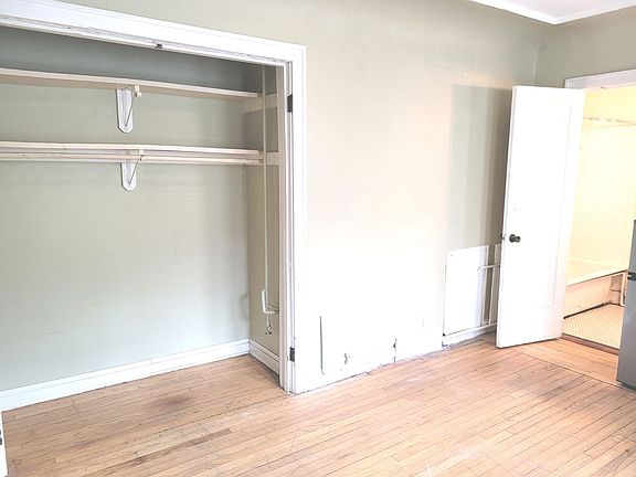 5th image of 1527 N Marshall St APT 11